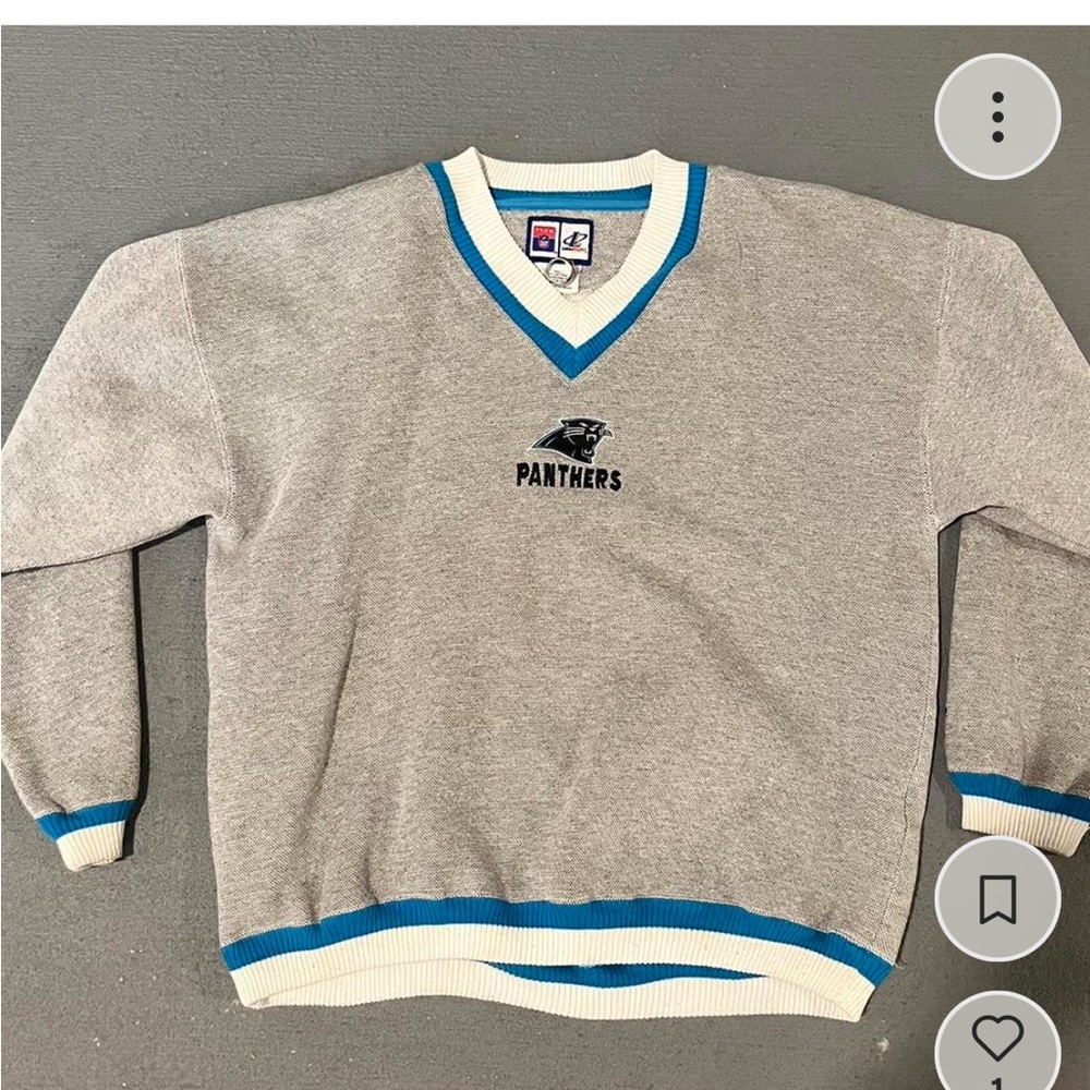 Vintage panthers sweatshirt with v neck